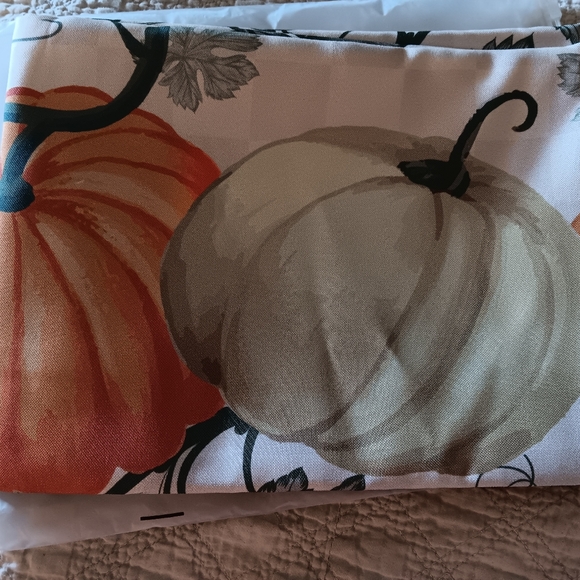 Fall Tablecloth - Picture 2 of 6